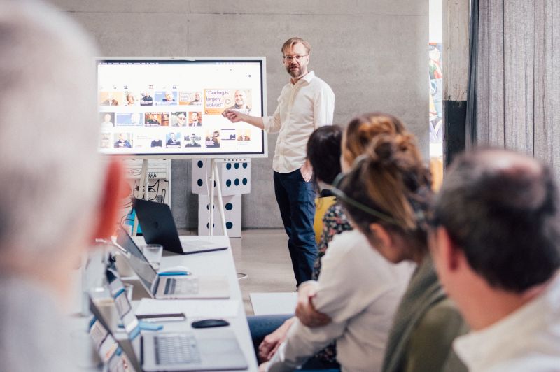 KI-Workshop mit Prof. Jürgen Graef: Zwischen Staunen, Zweifel und Neugier