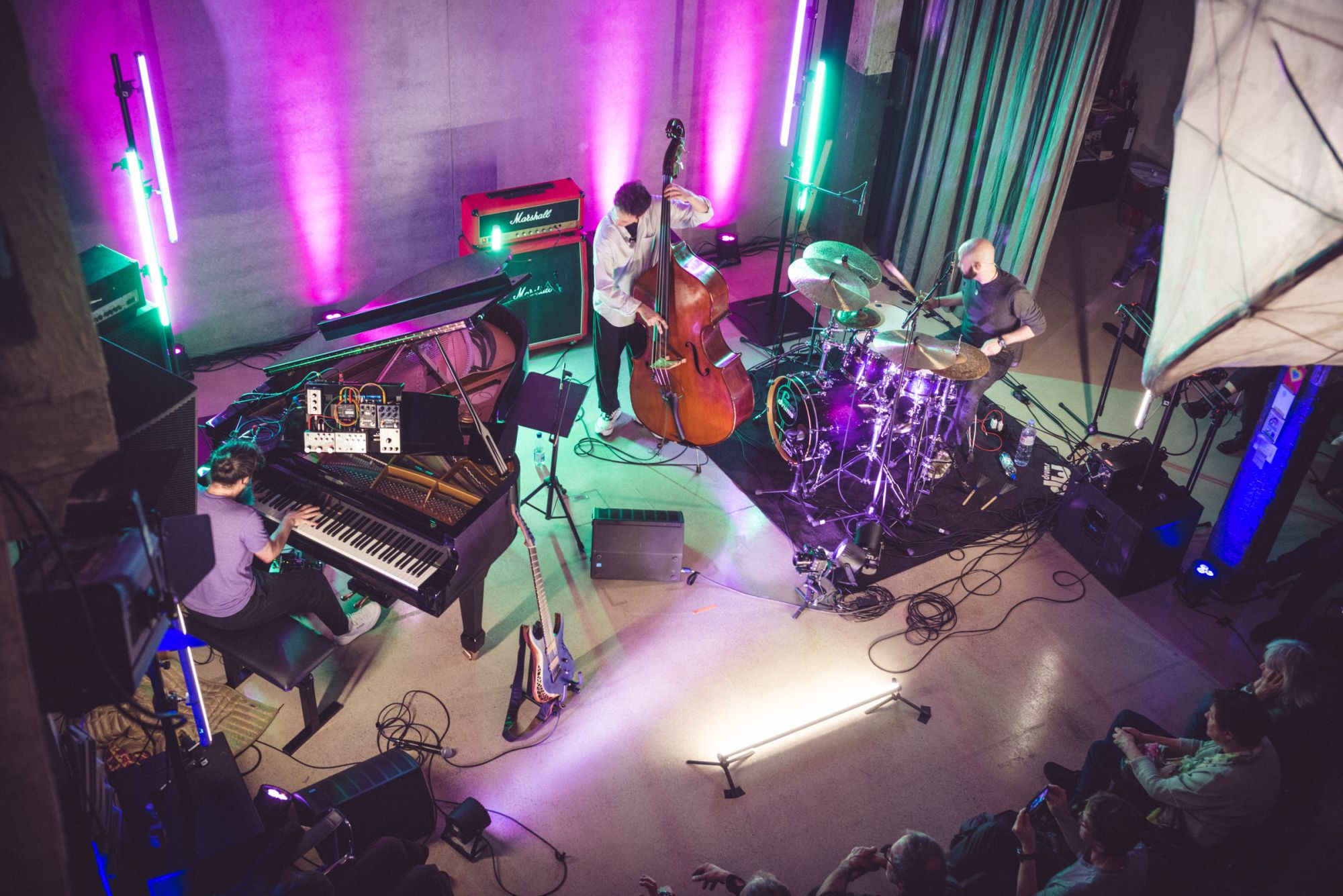 Sofakonzert: Ron Minis & Band