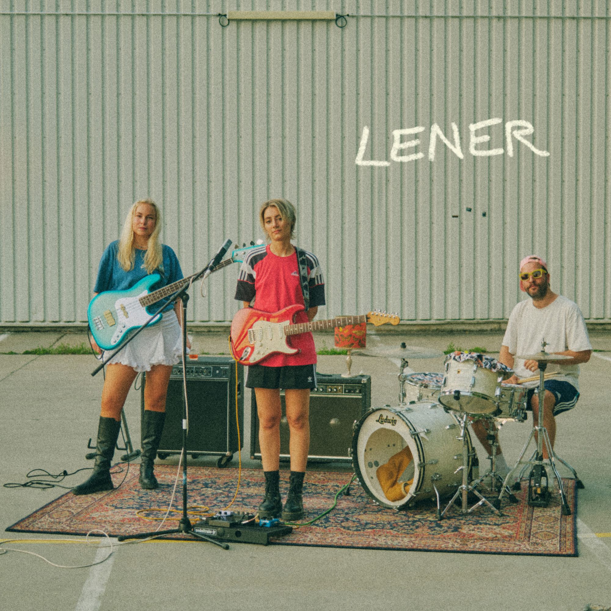 'Sounds der Stadt' – Pop-Kultur auf drei Bühnen unter anderem mit Lener und ihrer Band (Foto: Amadis Booking)