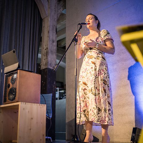 Lesung & Musik: Nina Kummetz-Brunetto