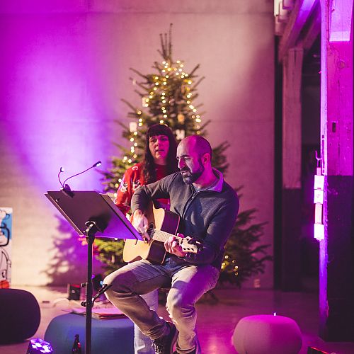 Weihnachtsfeier in der Werkhalle