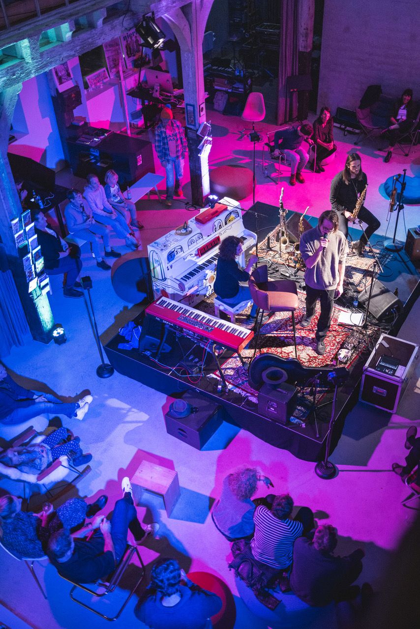 Sofakonzert: Florian Paul & die Kapelle der letzten Hoffnung